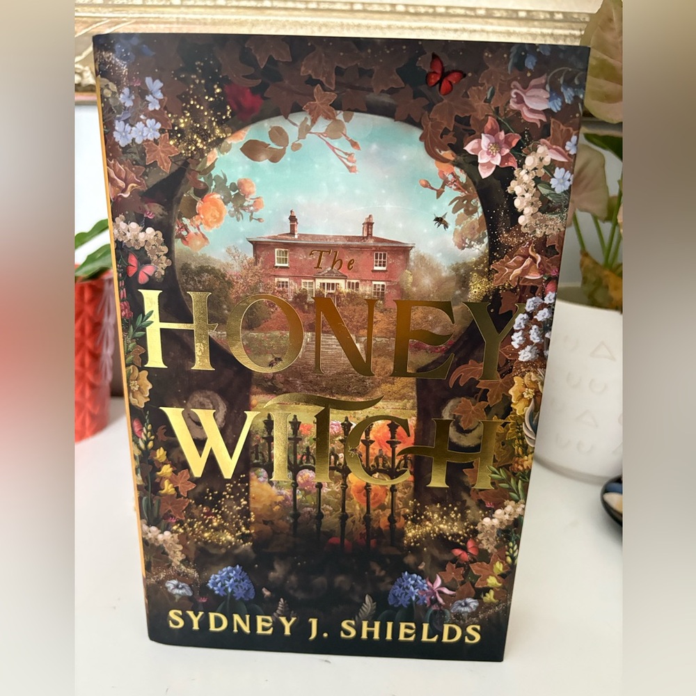 Fairyloot Honey Witch SE